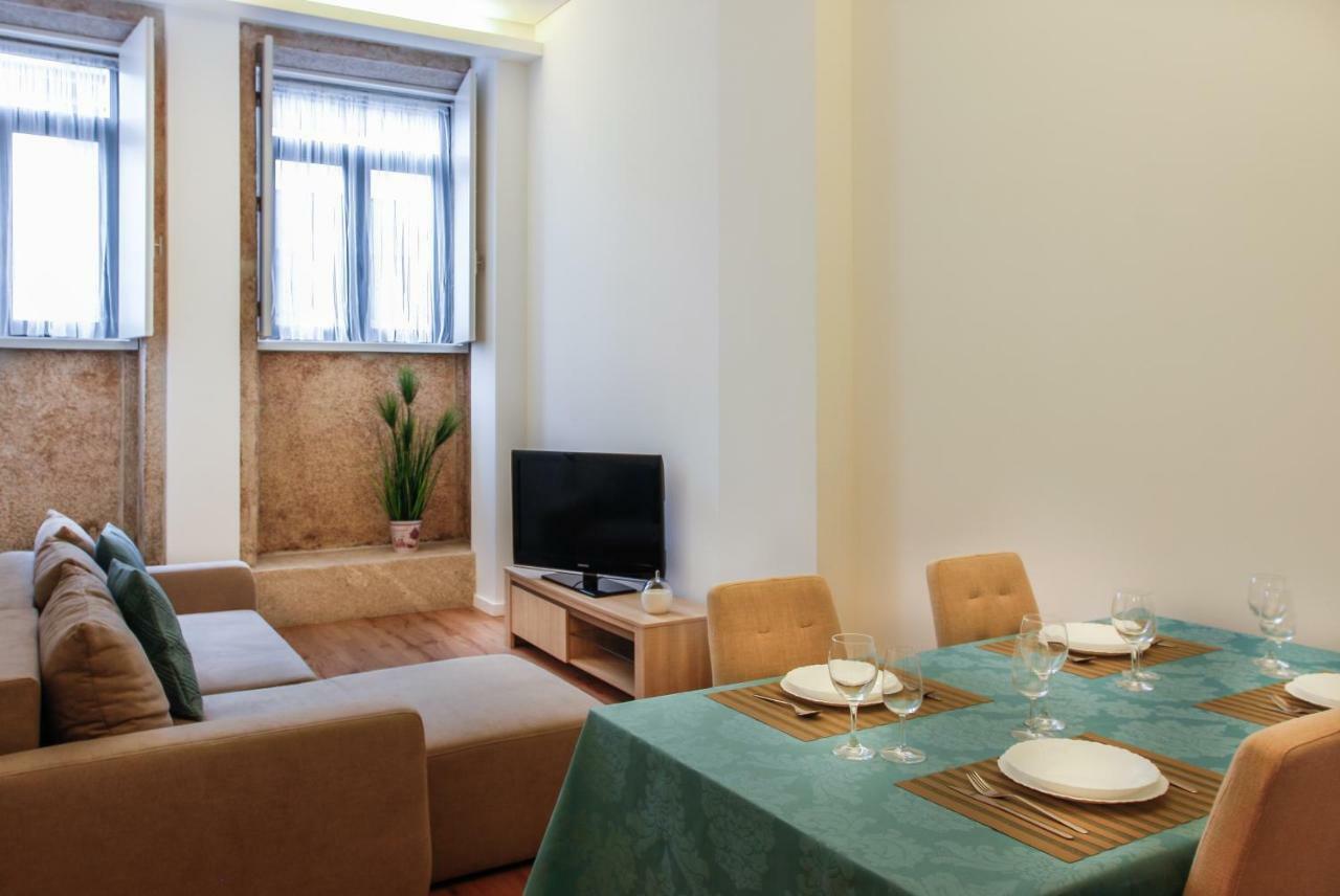 Lux Downtown Apartment Porto Luaran gambar